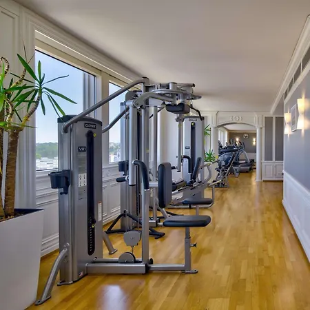 Moevenpick Hotel Geneva-2